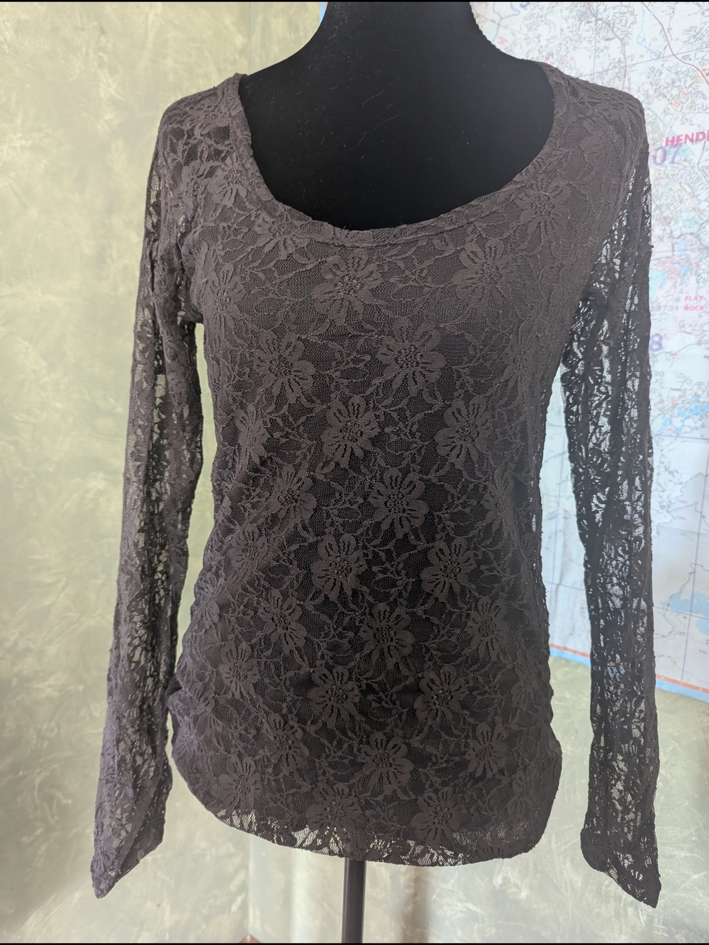 🔥 Women's Brown Floral Lace Long-Sleeve Top 👀🔥
